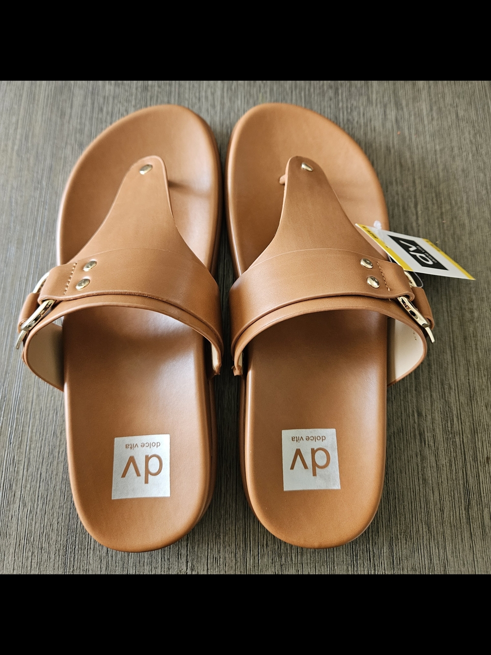 DV by Dolce Vita Dolce Vita Womens Tan Slide Sandals